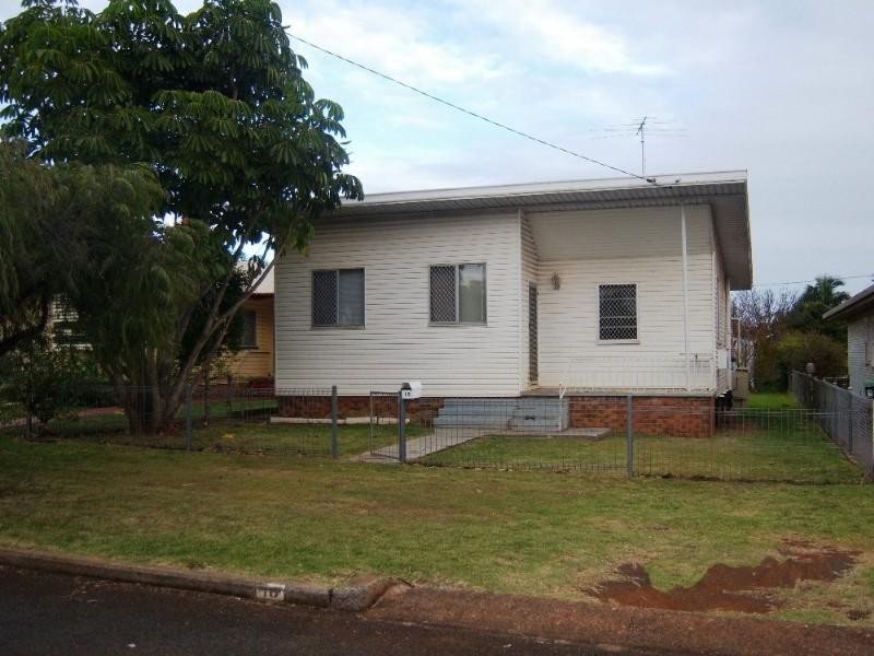 13 Cay Street, Newtown QLD 4350