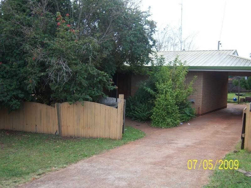 16 Muscat Court, Wilsonton QLD 4350