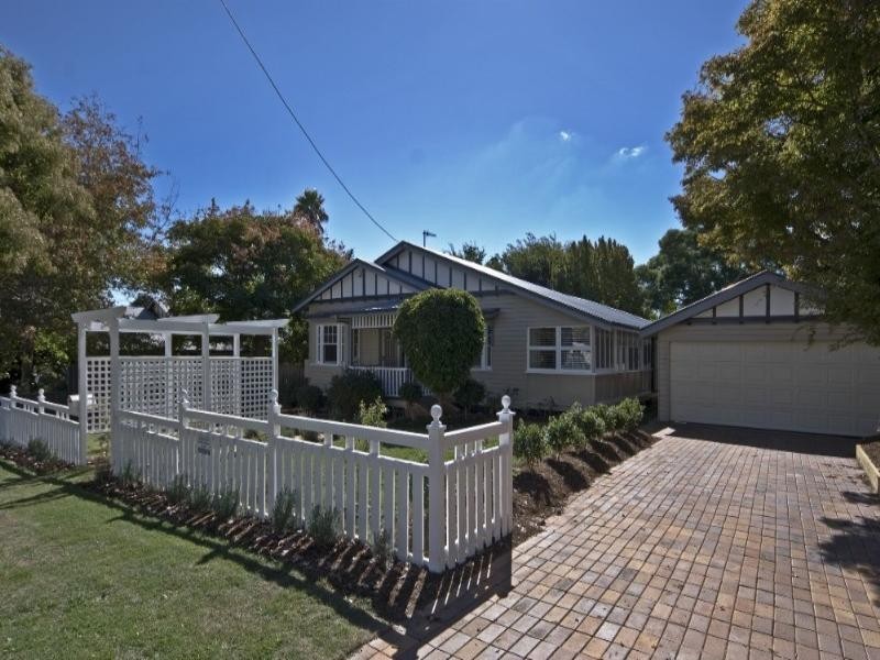 1 Alice Street, East Toowoomba QLD 4350