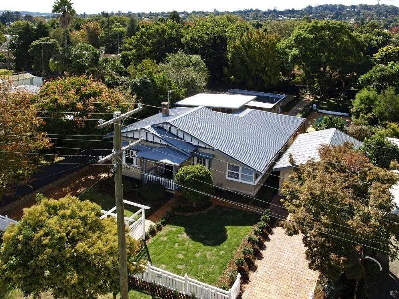1 Alice Street, East Toowoomba QLD 4350