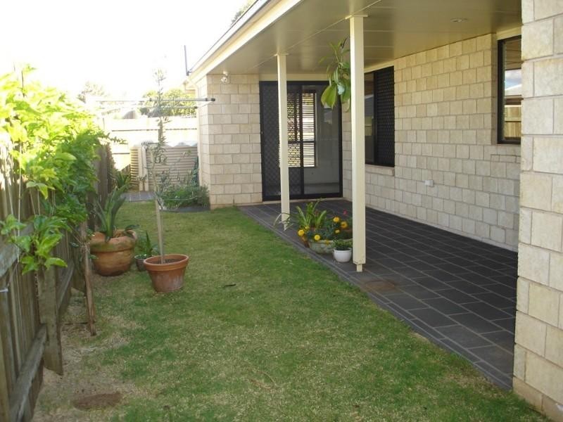 1/3 Nabiac Close, Kearneys Spring QLD 4350