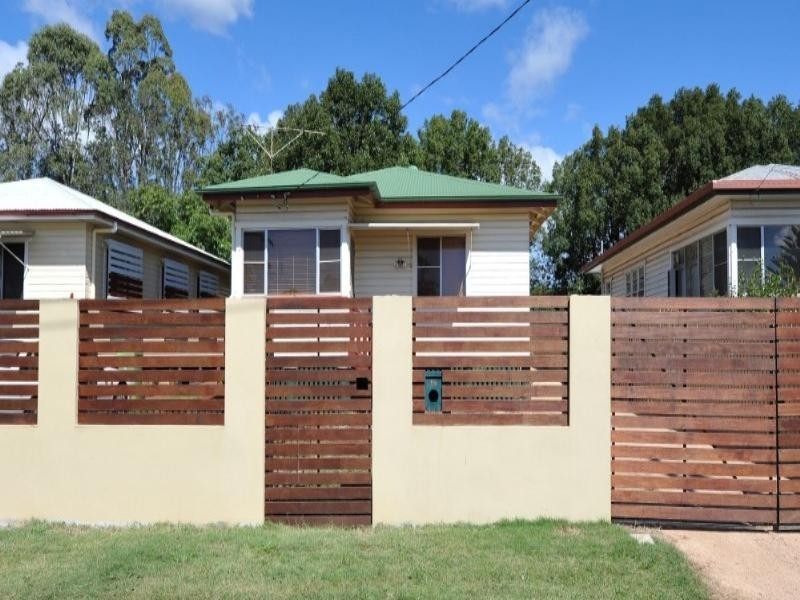 16 Weetwood Street, Newtown QLD 4350