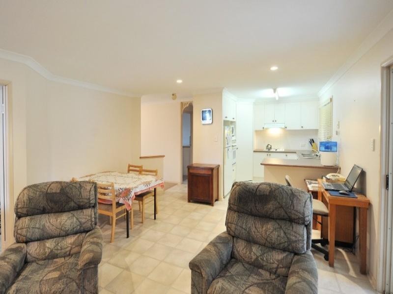 13 Swartz Street, Kearneys Spring QLD 4350