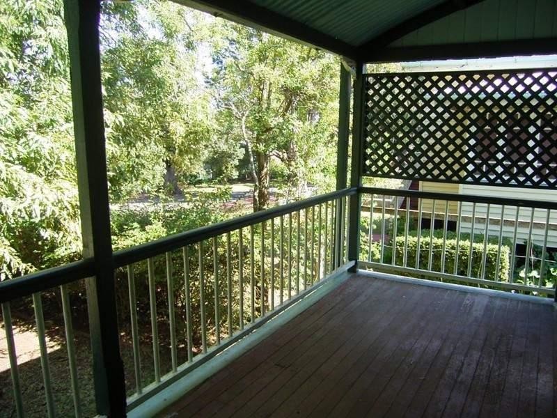 23 Moloney Street, North Toowoomba QLD 4350