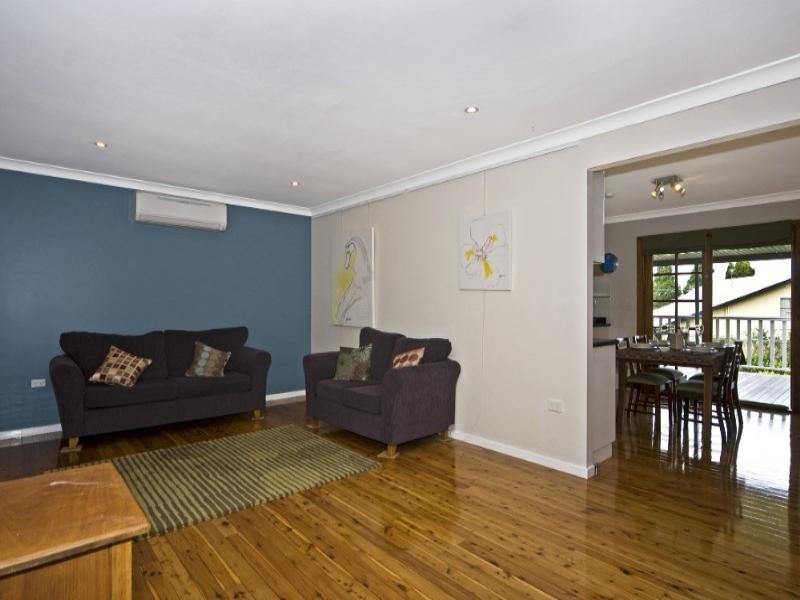 28 Jellicoe Street, Mount Lofty QLD 4350