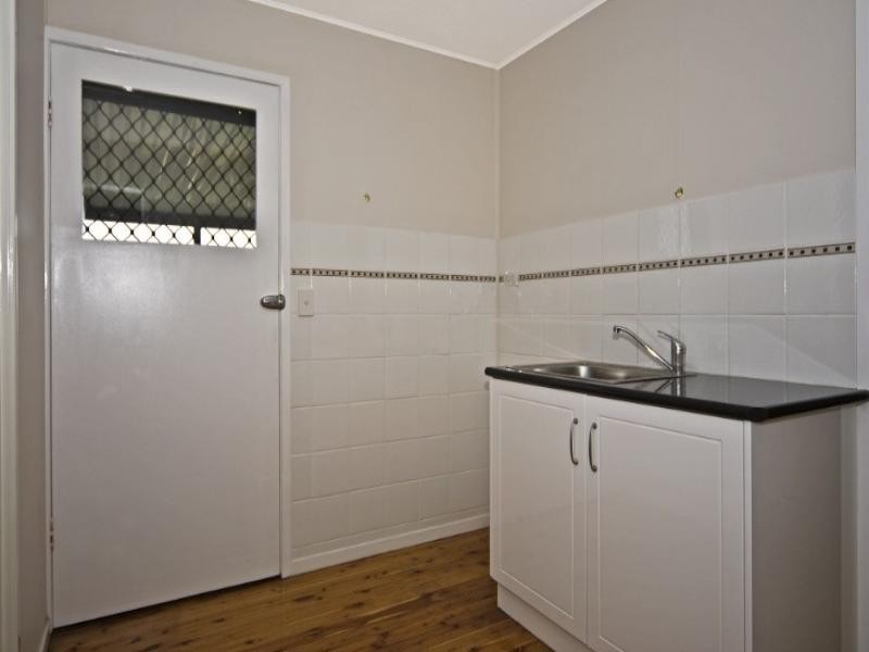 28 Jellicoe Street, Mount Lofty QLD 4350