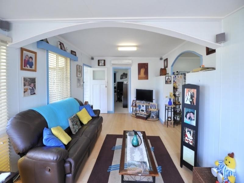 23 Devine Street, Harristown QLD 4350