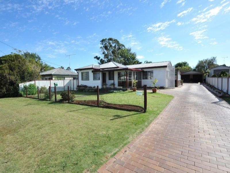 23 Devine Street, Harristown QLD 4350