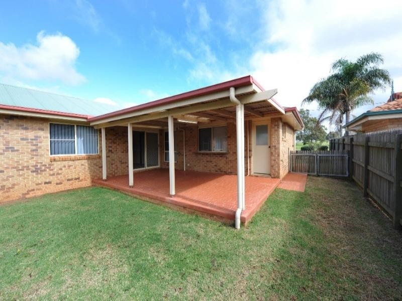 488 West Street, Kearneys Spring QLD 4350