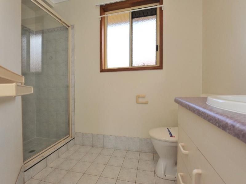 488 West Street, Kearneys Spring QLD 4350