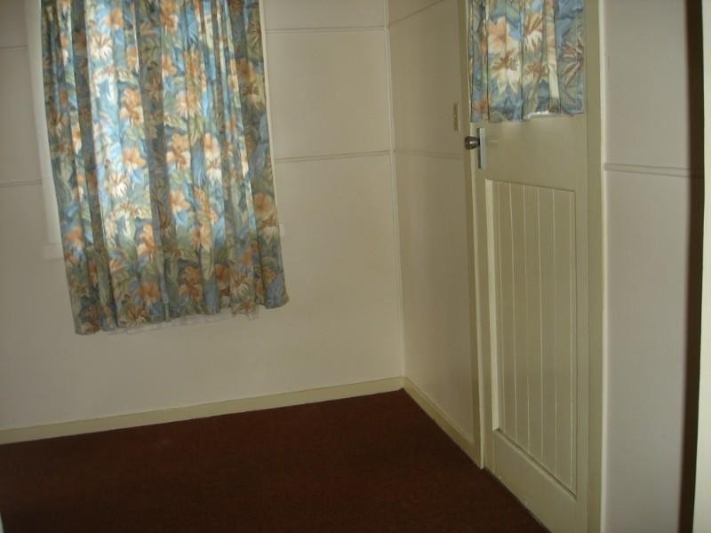 1/272 Bridge Street, Newtown QLD 4350