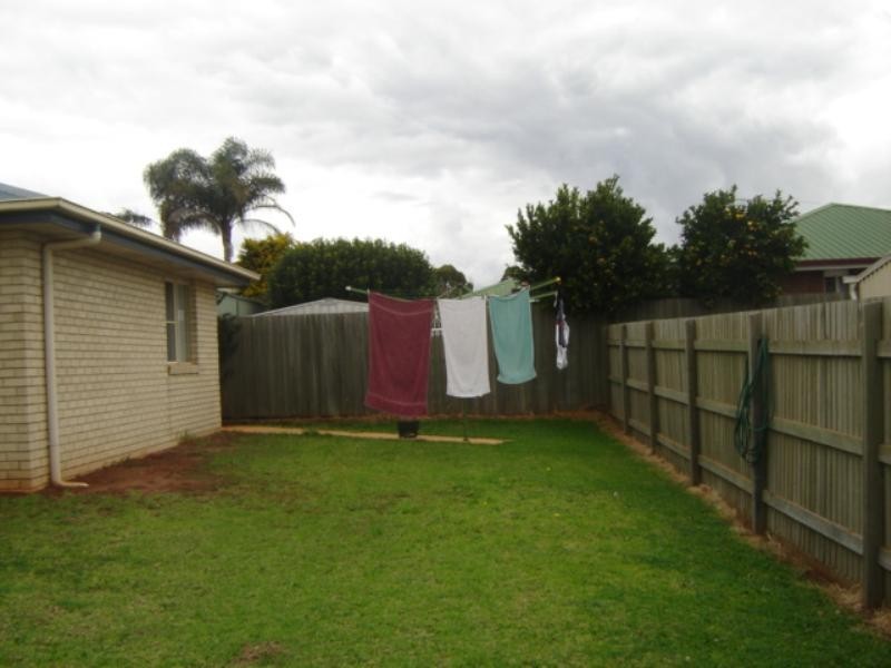 541 Hume Street, Kearneys Spring QLD 4350