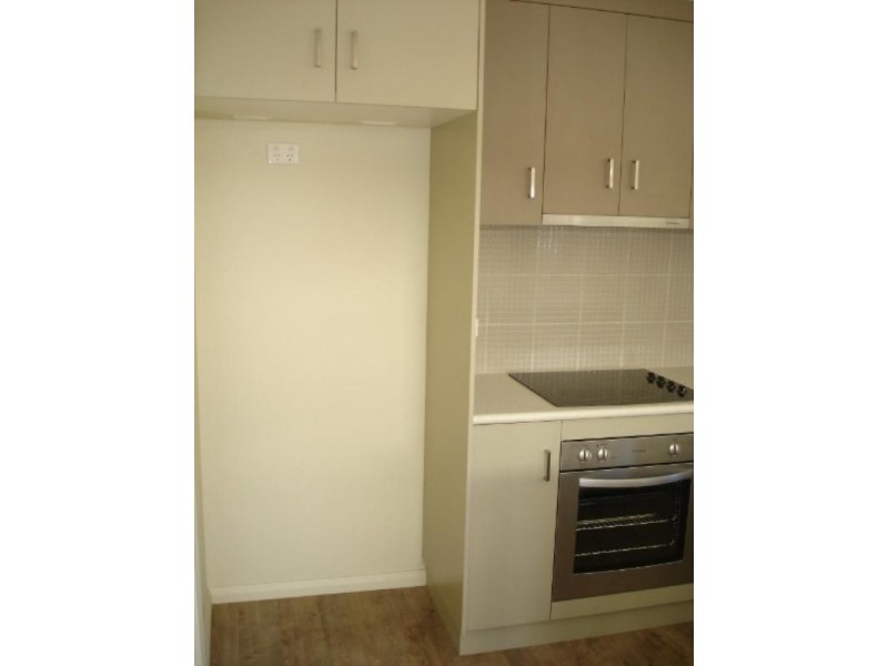 3/10 Lendrum Street, Newtown QLD 4350