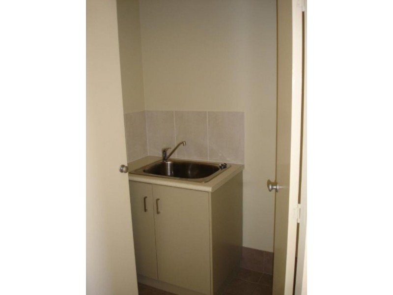 3/10 Lendrum Street, Newtown QLD 4350