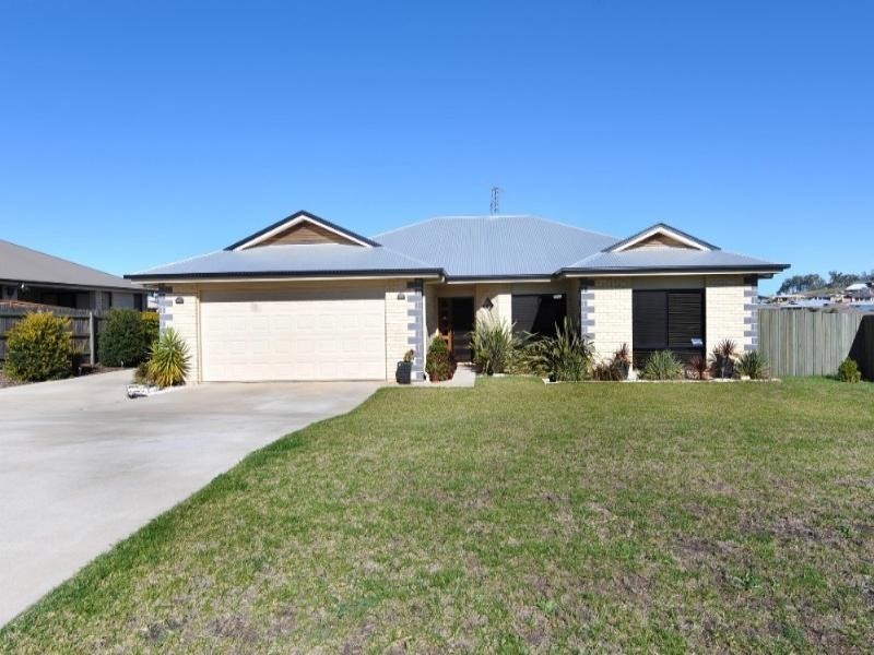 60 Belclaire Drive, Westbrook QLD 4350