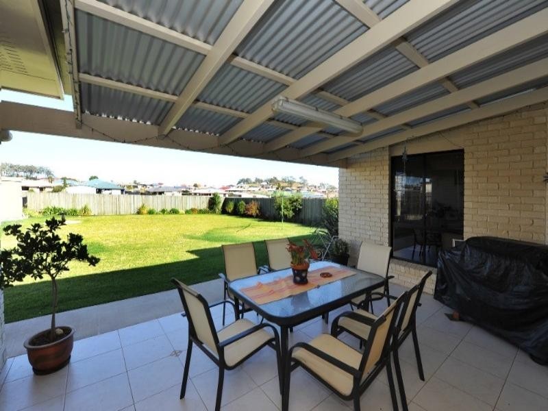 60 Belclaire Drive, Westbrook QLD 4350