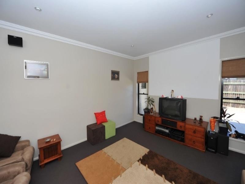 60 Belclaire Drive, Westbrook QLD 4350