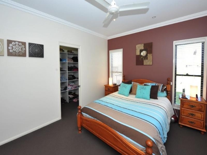 60 Belclaire Drive, Westbrook QLD 4350