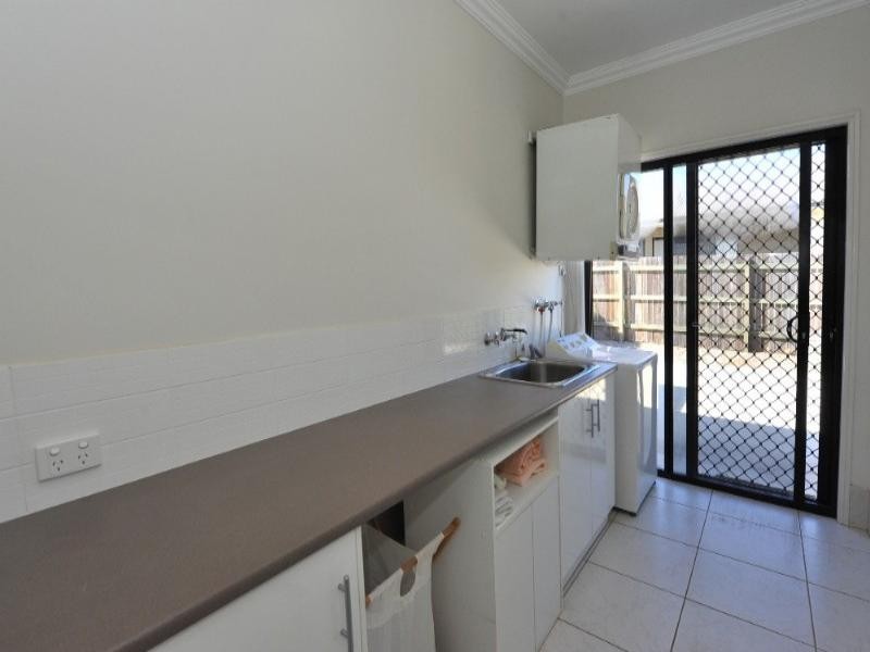 60 Belclaire Drive, Westbrook QLD 4350