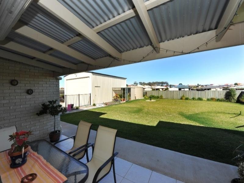 60 Belclaire Drive, Westbrook QLD 4350