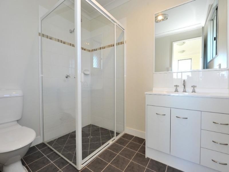 13 Krefter Crescent, Highfields QLD 4352