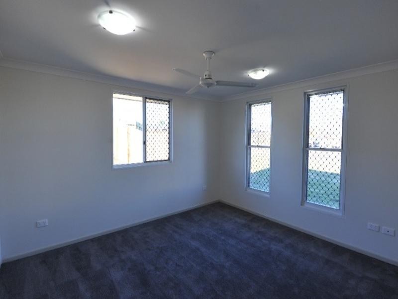 13 Krefter Crescent, Highfields QLD 4352
