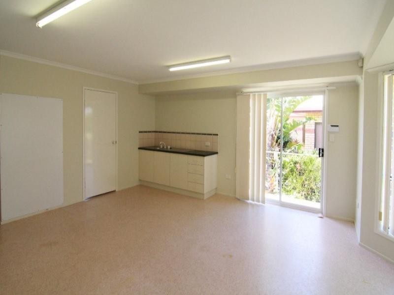 8 Robindale Drive, Darling Heights QLD 4350