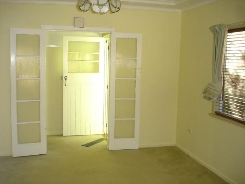 4 Kennedy Street, North Toowoomba QLD 4350