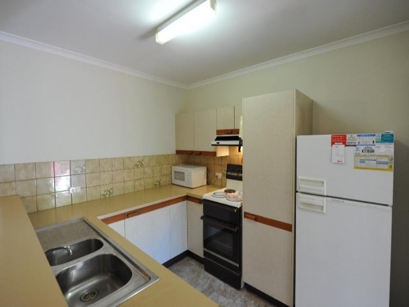 3/94 Hill Street, Newtown QLD 4350