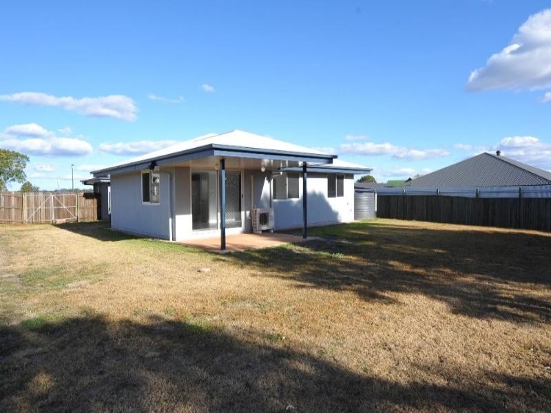 5 Highgrove Drive, Highfields QLD 4352