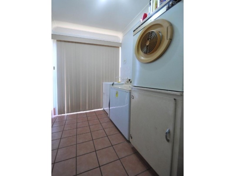 4a David Street, Rockville QLD 4350