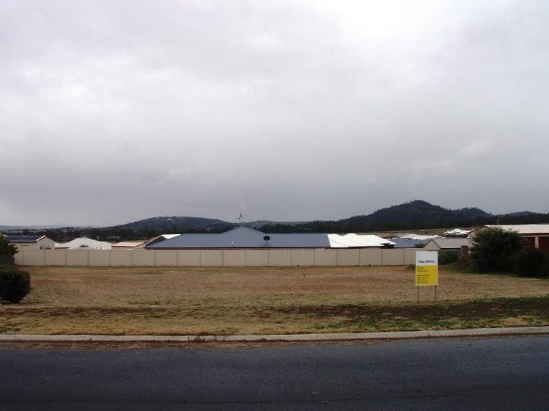 17 Michael Street, Westbrook QLD 4350