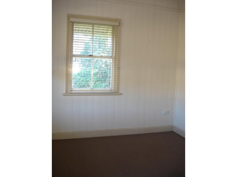 3 Anthony Street, North Toowoomba QLD 4350