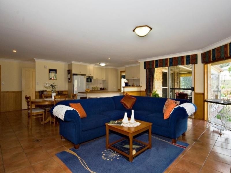 23 Tarranganda Court, Glenvale QLD 4350