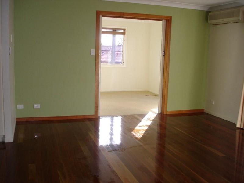 768a Ruthven Street, Toowoomba QLD 4350