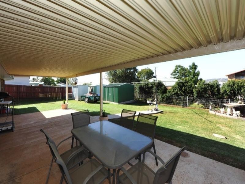 28 Traminer Drive, Wilsonton Heights QLD 4350