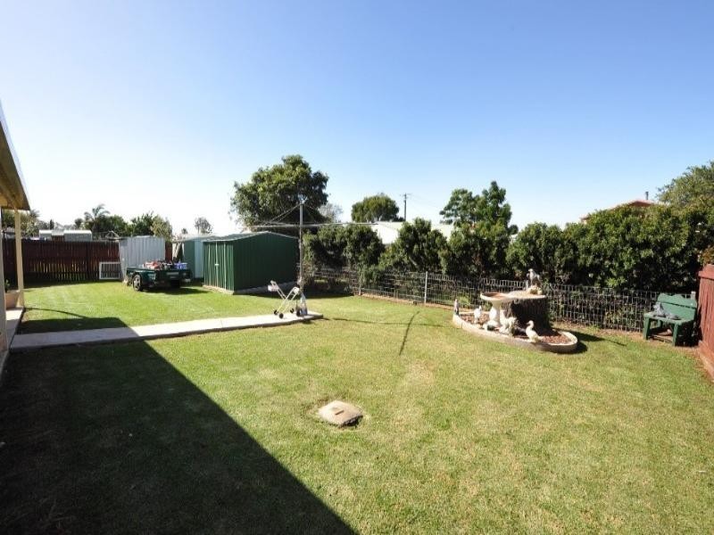 28 Traminer Drive, Wilsonton Heights QLD 4350