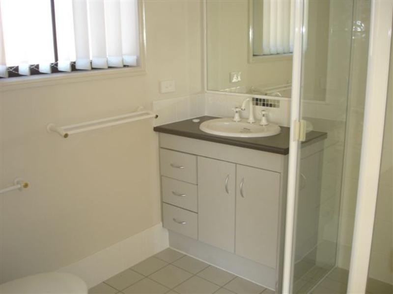 16 Federation Drive, Highfields QLD 4352