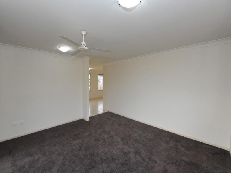 3 Kingfisher Drive, Highfields QLD 4352