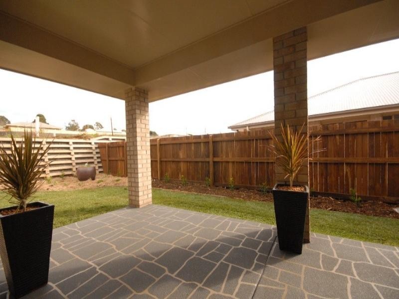20 High Court Drive, Wilsonton QLD 4350