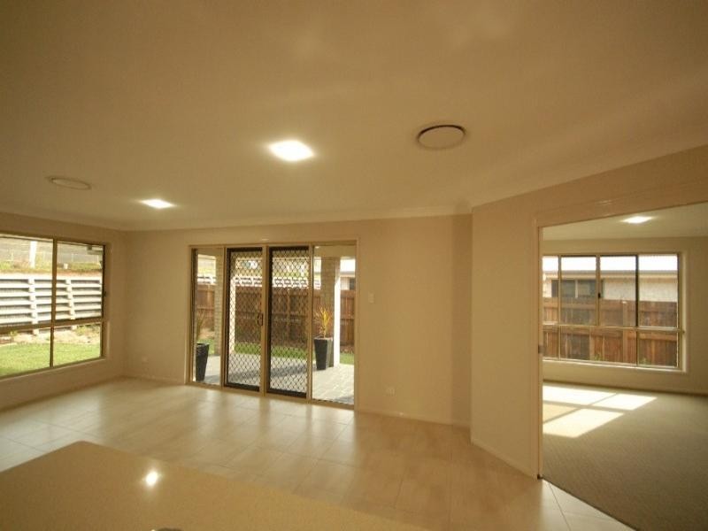 20 High Court Drive, Wilsonton QLD 4350