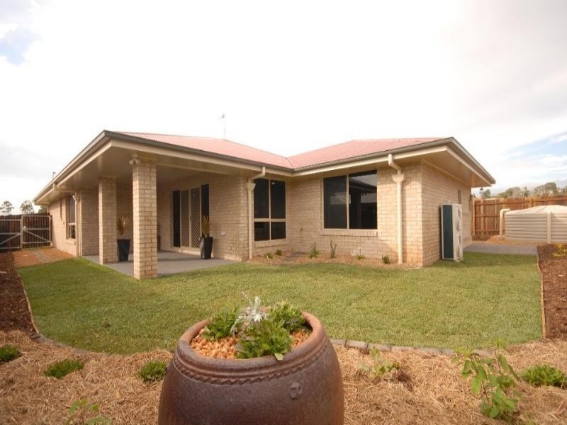 20 High Court Drive, Wilsonton QLD 4350