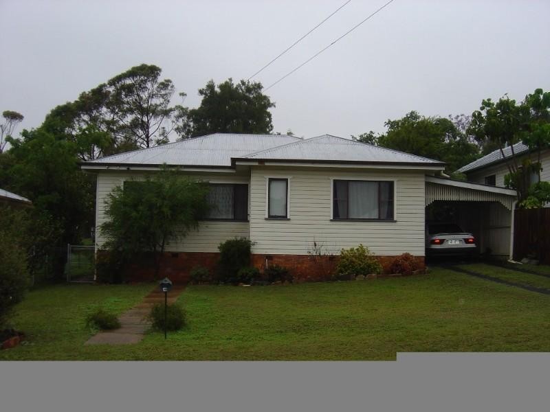 18 Norah Street, Centenary Heights QLD 4350