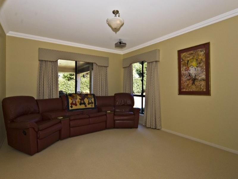 3 Leanne Court, Highfields QLD 4352