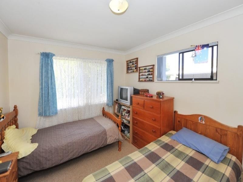 10 Regent Street, Darling Heights QLD 4350