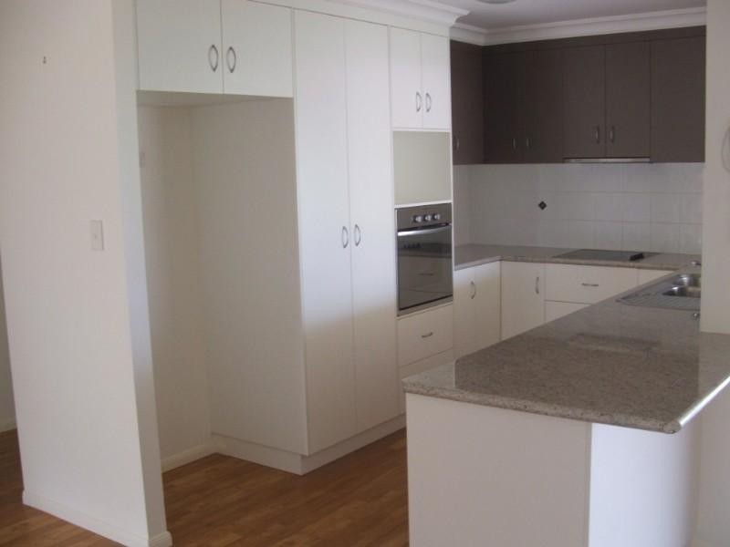 16 Roderick Street, Cotswold Hills QLD 4350