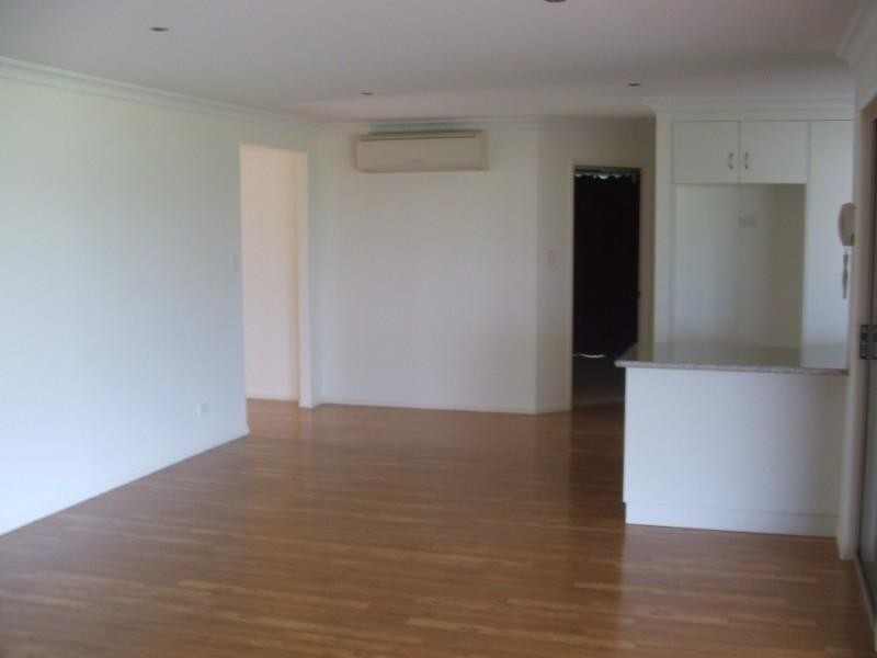 16 Roderick Street, Cotswold Hills QLD 4350