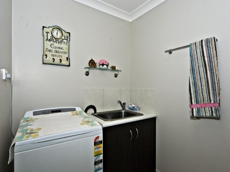 202 Stenner Street, Middle Ridge QLD 4350