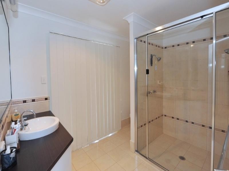 6 Hayle Court, Highfields QLD 4352