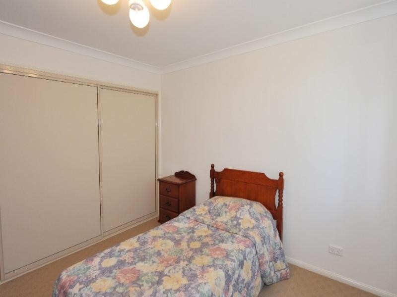 6 Hayle Court, Highfields QLD 4352